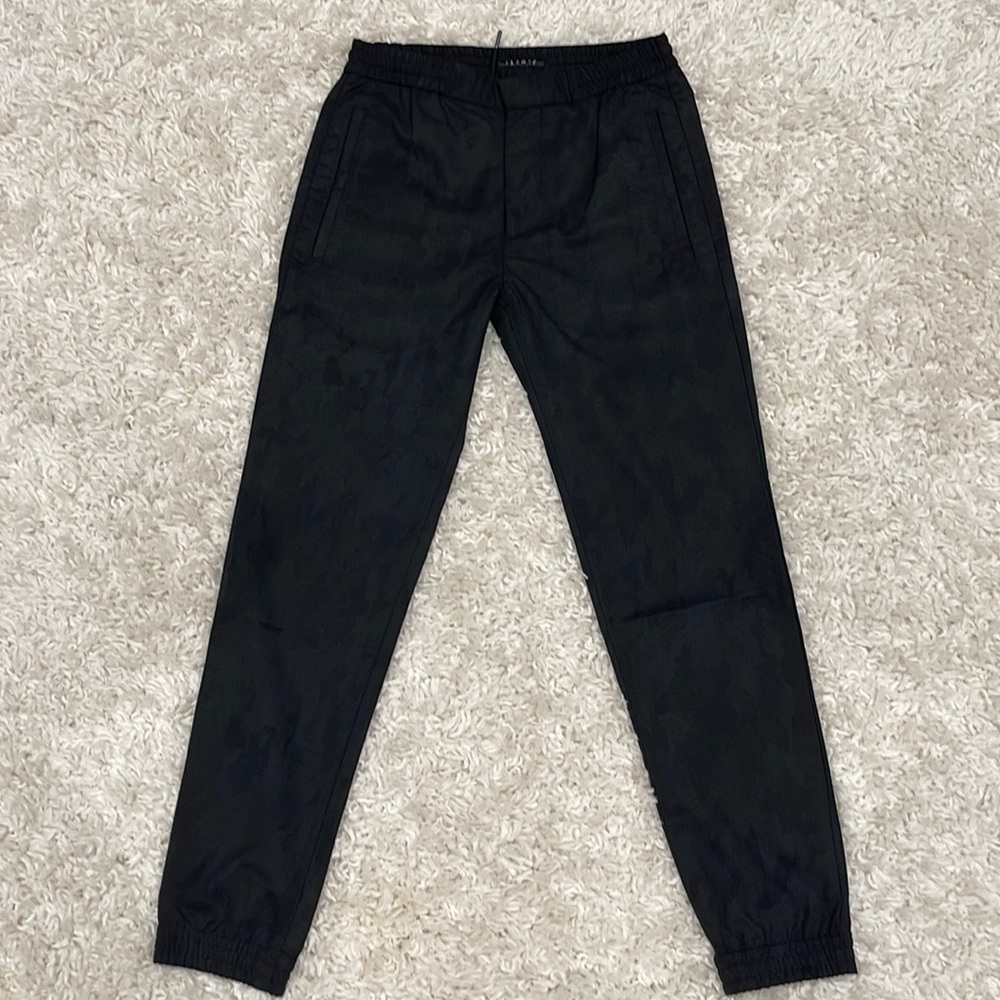 Theory • Men’s Black Patterned Joggers size 28